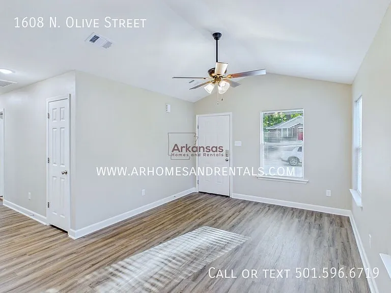 1608 N Olive St — Photo 2