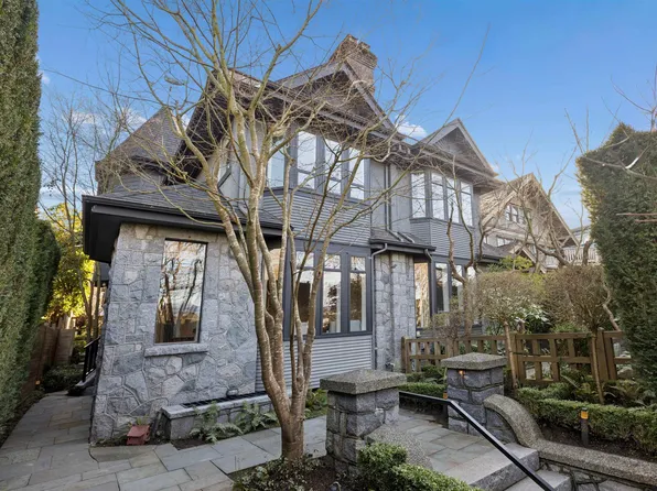 2518 Point Grey Rd, Vancouver, BC V6K 1A3