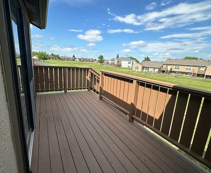1371 Dakota Dr — Photo 1