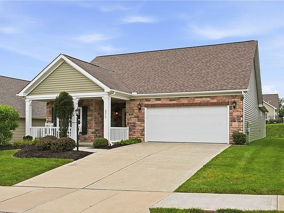 2nd image of 211 Bridle Ln