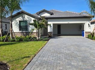 19231 Gentry Pl, Estero, FL 33928