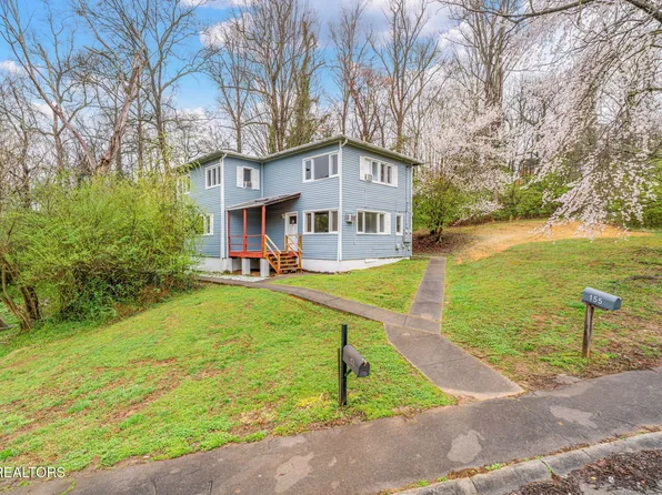 153 Wade Ln, Oak Ridge, TN 37830