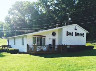 106 McQuaid St, Franklin, PA 16323