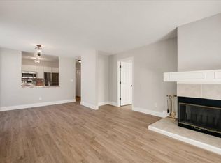 843 16th St #B, Oakland, CA 94607