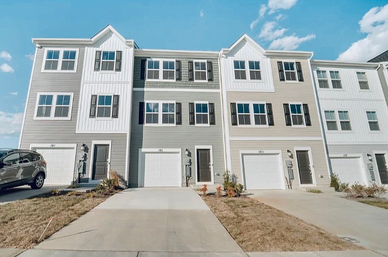 1st image of 103 Brashear Ct