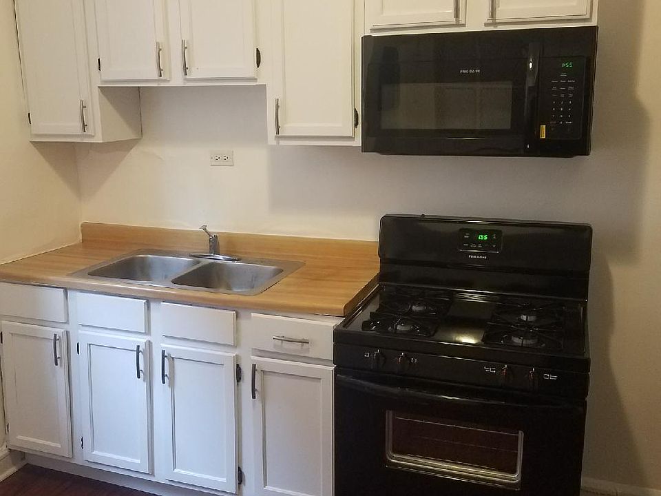 1st image of 1030 E Hyde Park Blvd APT 1