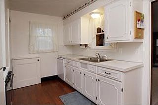 5th image of 1227 Brownell St