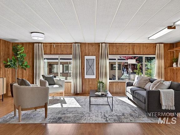 5th image of 3554 S Kingsland Way