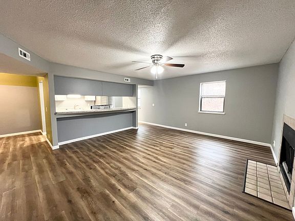4th image of 2700 W Willowlake Dr #2714-204