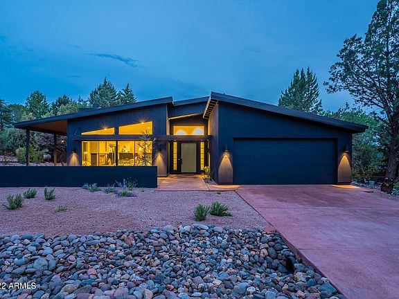 3rd image of 105 Starlite Dr