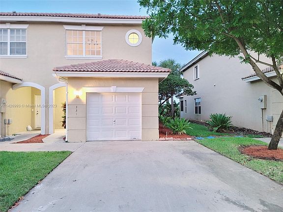 2nd image of 331 SW 120th Ave #331