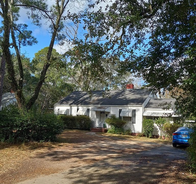 2nd image of 1211 6th Ave