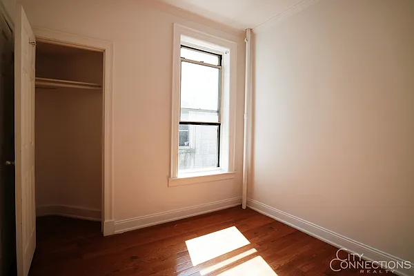 Rented by City Connections Realty | media 14