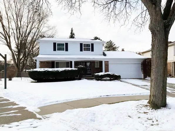 5072 Tyler Dr, Troy, MI 48085