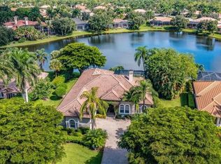 7879 Players St, Naples, FL 34113