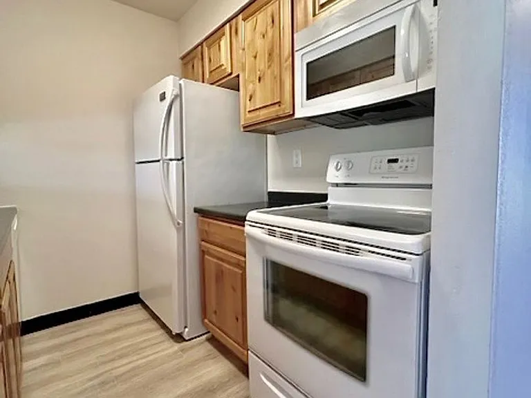 4319 N Carefree Cir — Photo 9