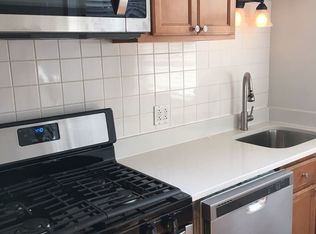 622 Harrison St #G, Oak Park, IL 60304