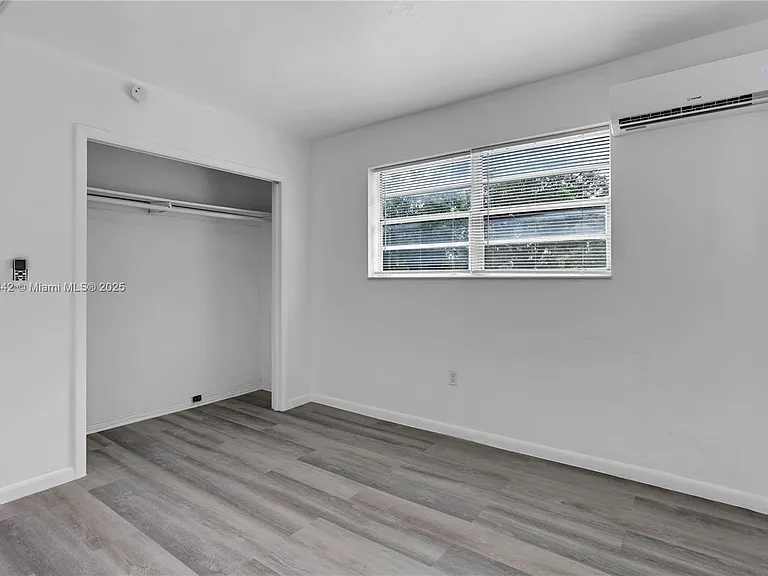 46 NW 62nd St #4 — Photo 9