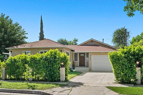 17434 Emelita St Photo 1 17434 Emelita St Photo 1