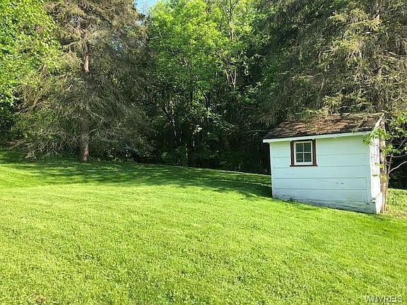 4th image of 14 Highland Ave