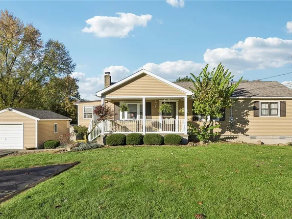 2422 Ridgewood Ct, New Castle, PA 16101