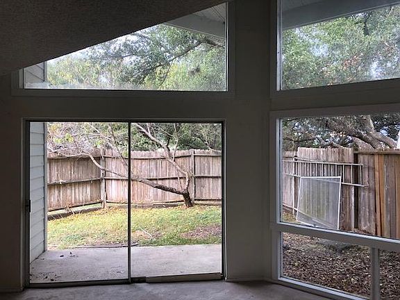 2nd image of 805 Paisley Dr APT 13
