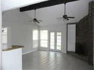 726 Seamaster Dr, Houston, TX 77062
