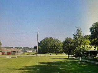 Lexie Ln, Carthage, MO 64836