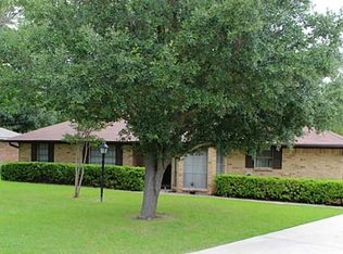 805 S 4th St, Crandall, TX 75114