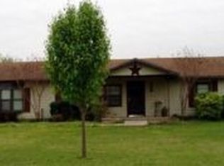301 Onyx Dr, Granbury, TX 76048