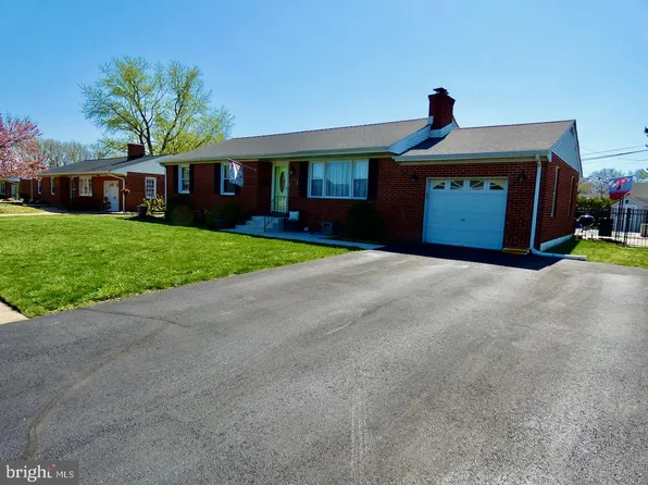 110 New Amstel Ave, New Castle, DE 19720