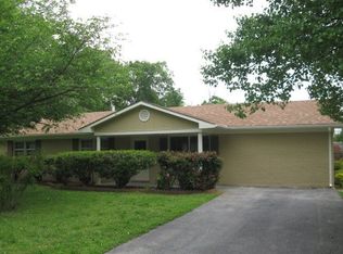 118 Flora Dr SW, Calhoun, GA 30701