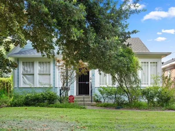 704 Division St, Lake Charles, LA 70601