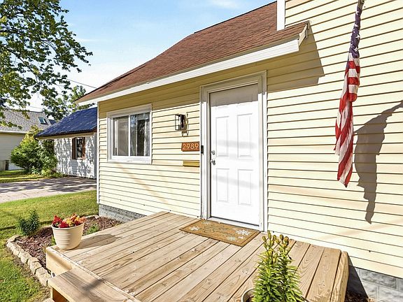 4th image of 2989 Harrison St