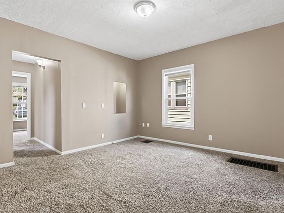 5th image of 3708 Cross St