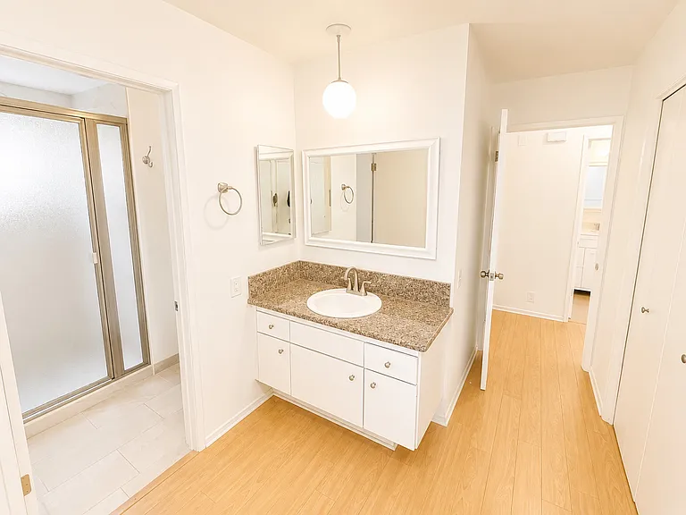 831 3rd St #101 — Photo 22