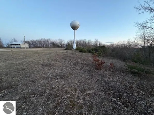 0 Second, Harrison, MI 48625