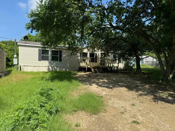 330 Andrews Rd, Ennis, TX 75119