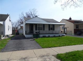 1428 E Madge Ave, Hazel Park, MI