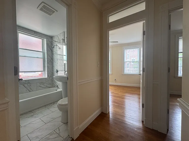 19 Walbridge St #1 — Photo 6