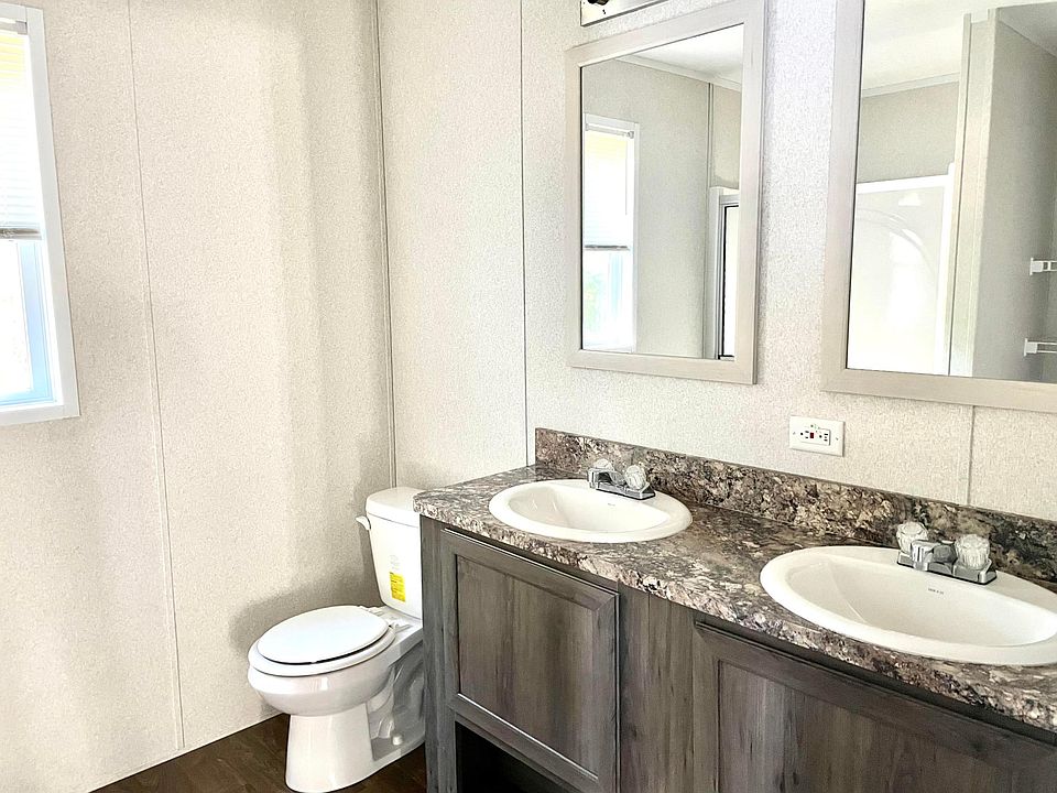 2nd image of 400 W Terrace Dr #27