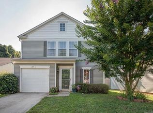 2624 Meadow Knoll Dr, Charlotte, NC 28269