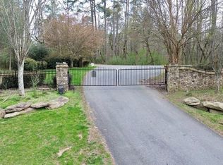 108 W Red Oak Trl, Ellijay, GA 30540