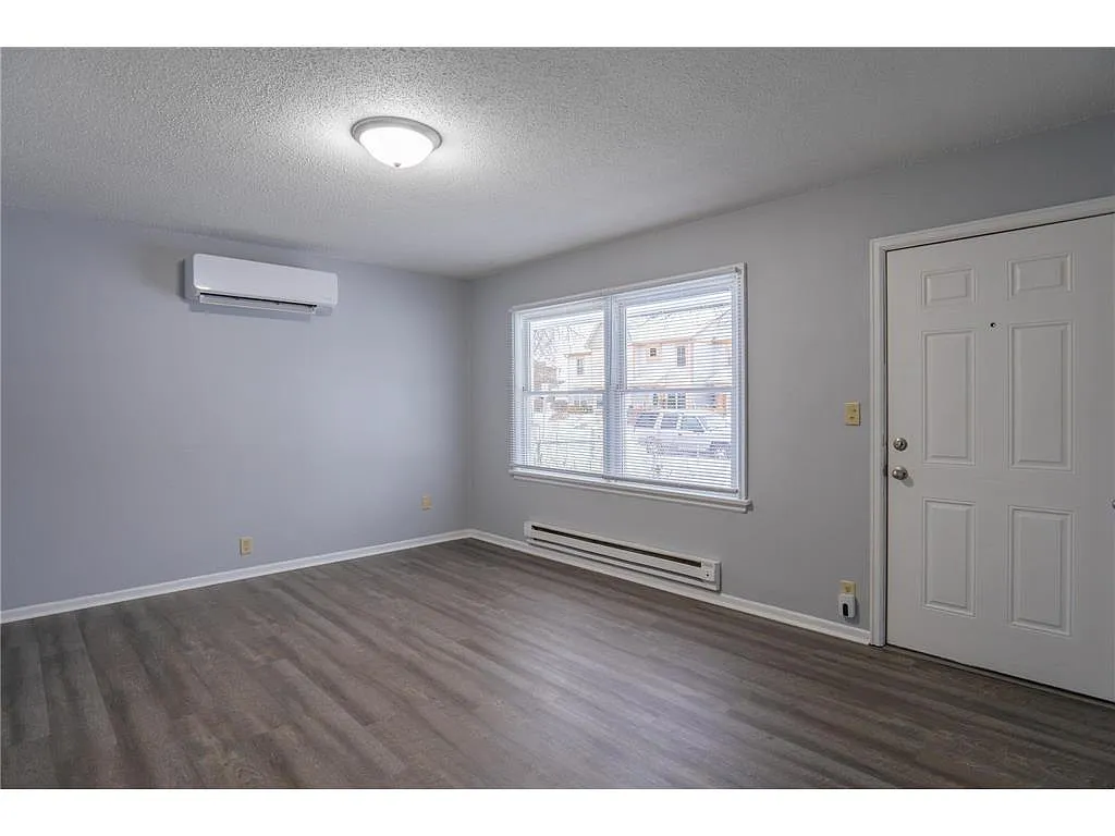 Building Photo - 5048 Girard Ave N
