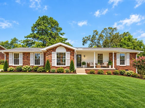 126 Gatone Dr, Hendersonville, TN 37075