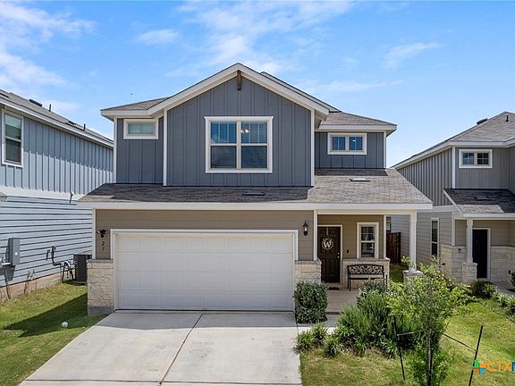 2nd image of 27 Pacific Loon St