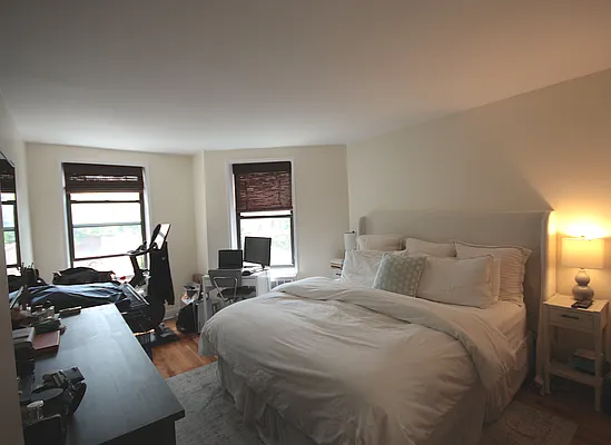 Rented by Level Group | media 4