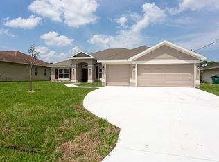 5252 NW Lovett Cir, Port Saint Lucie, FL 34986