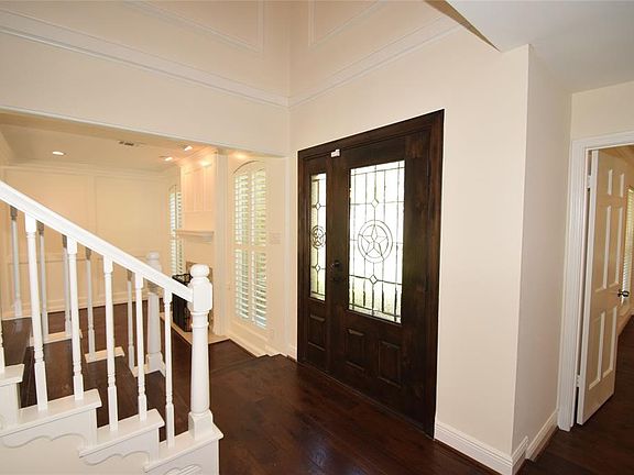 3rd image of 1615 Rustic Knolls Dr