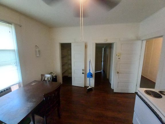 4th image of 2095 North St #3